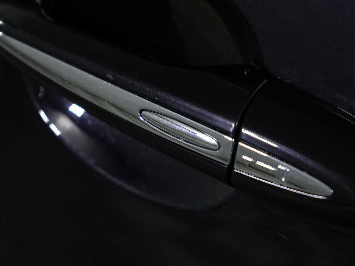 Купить Jaguar XJ с пробегом. Фото: #23