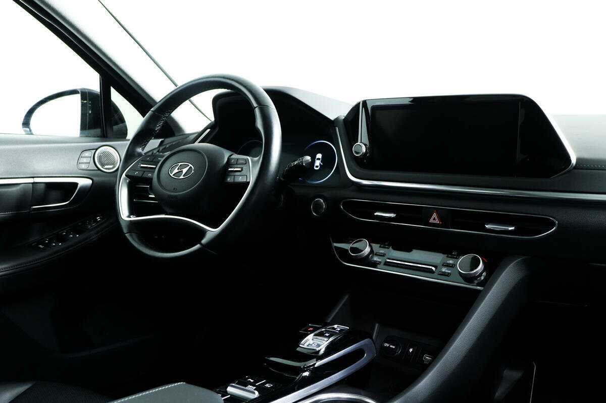 Купить Hyundai Sonata с пробегом. Фото: #8