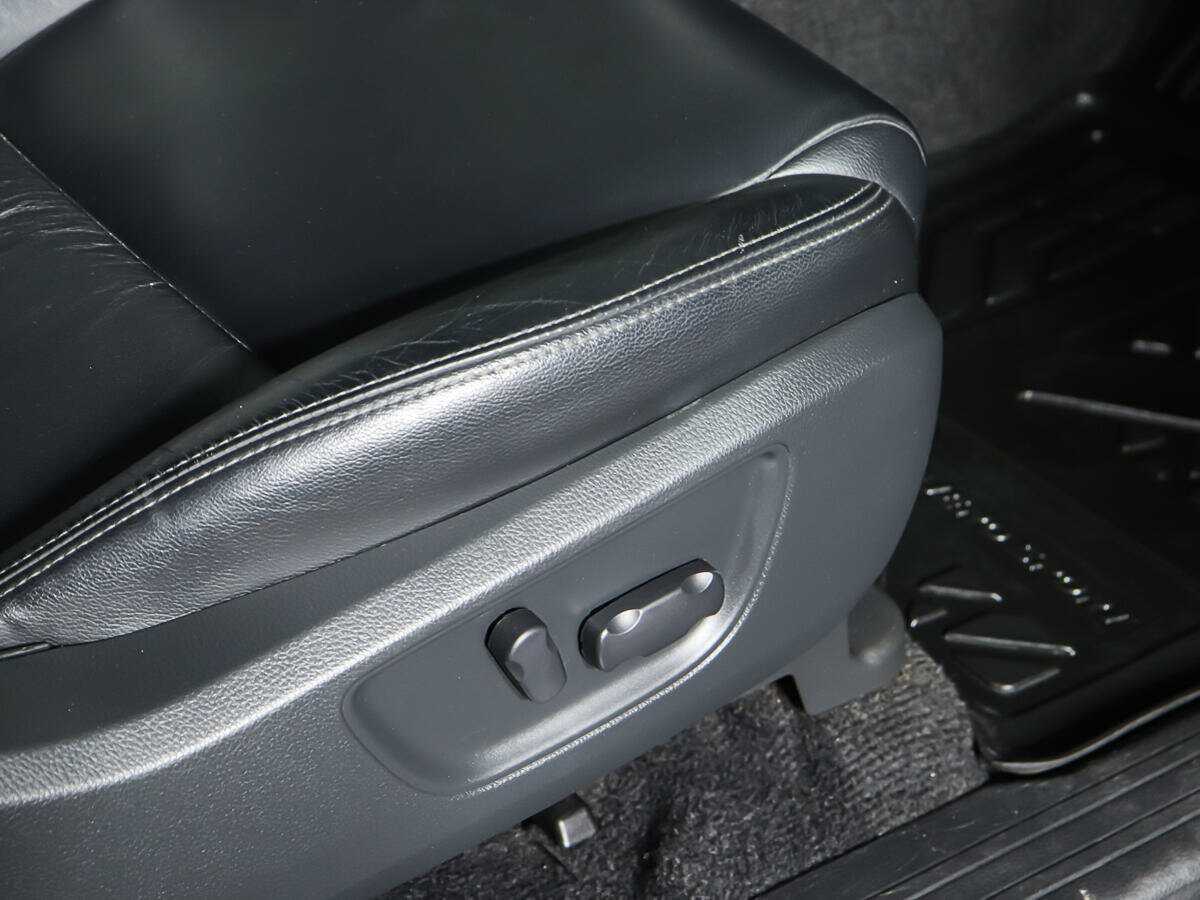 Купить Mitsubishi Pajero Sport с пробегом. Фото: #15