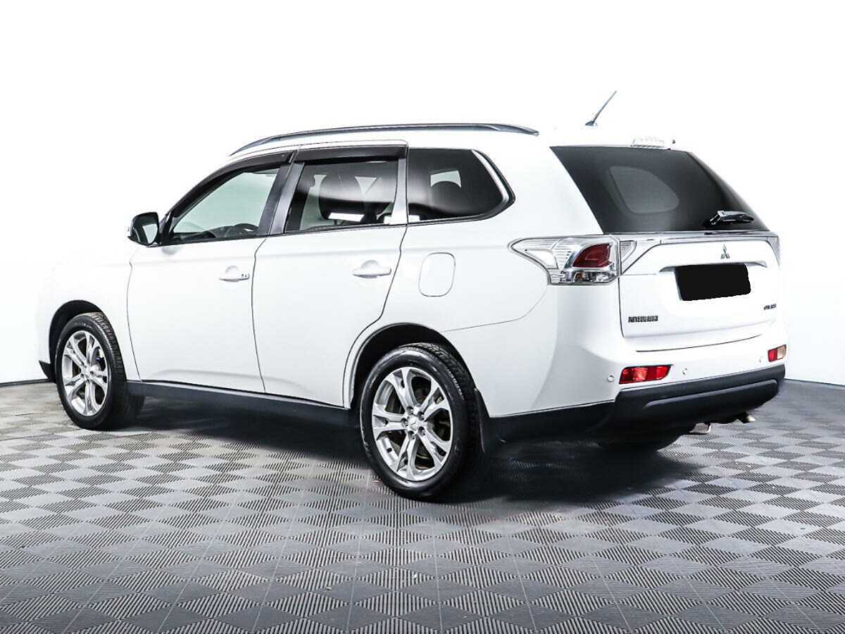 Купить Mitsubishi Outlander с пробегом. Фото: #6