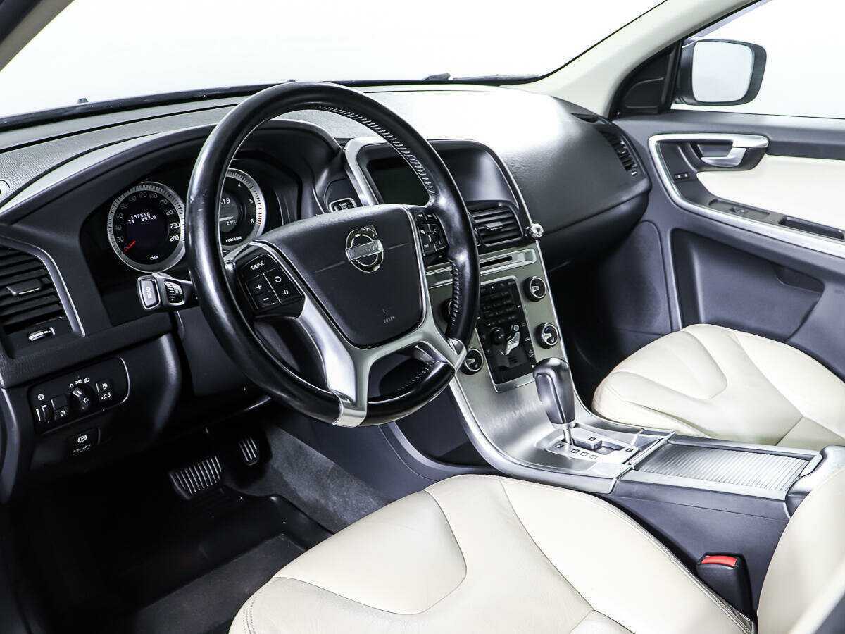 Купить Volvo XC60 с пробегом. Фото: #14