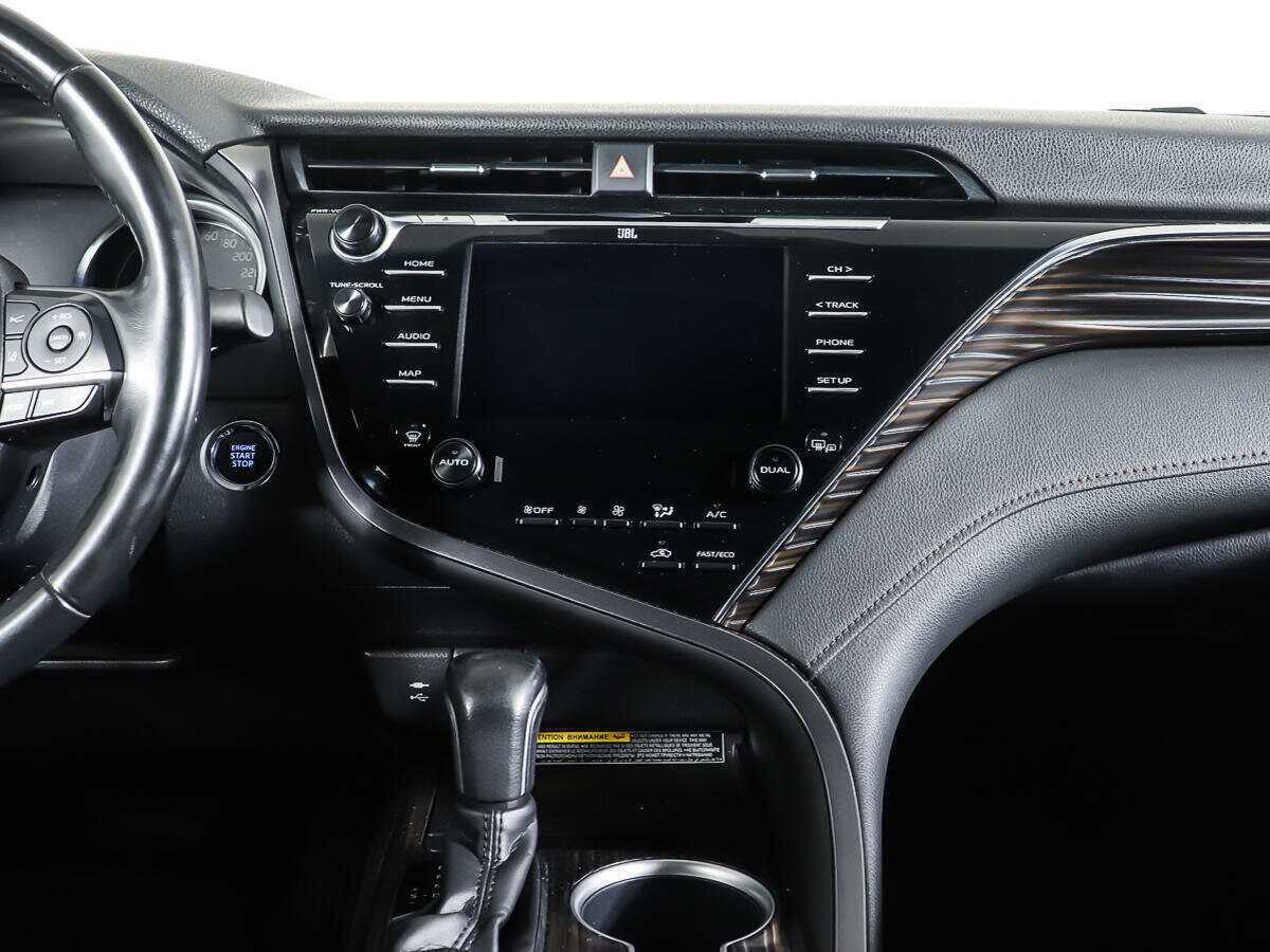 Купить Toyota Camry с пробегом. Фото: #11