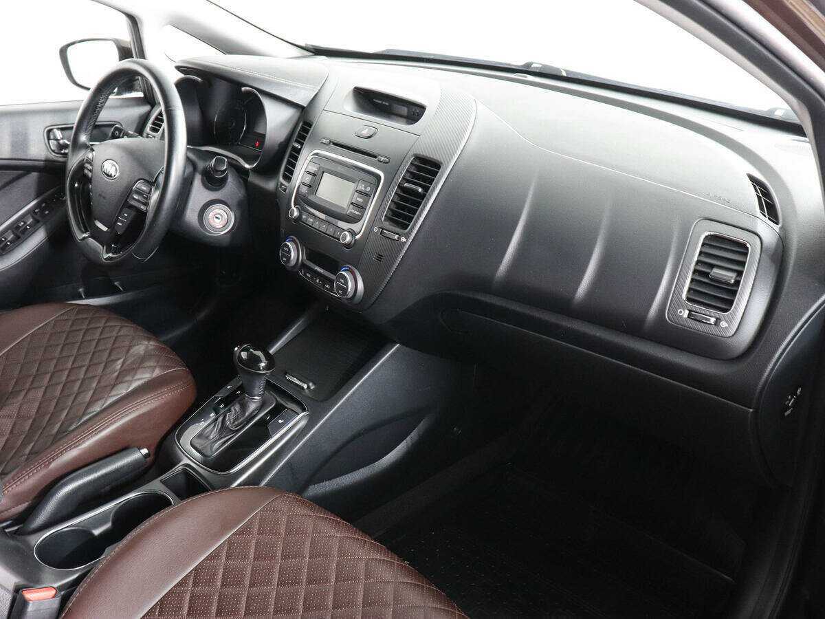Купить Kia Cerato с пробегом. Фото: #9