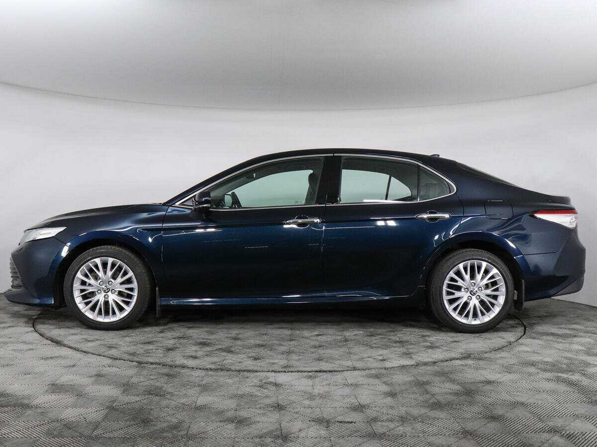 Купить Toyota Camry с пробегом. Фото: #7