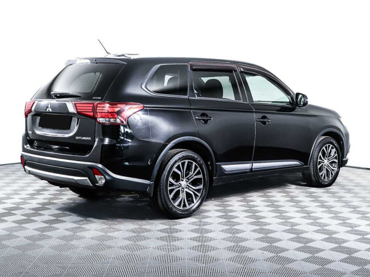 Купить Mitsubishi Outlander с пробегом. Фото: #4