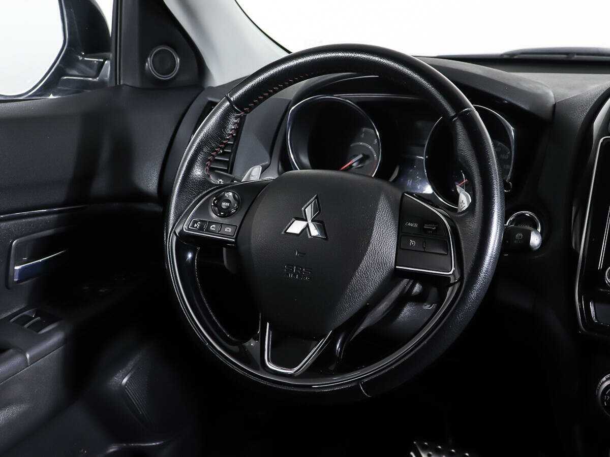 Купить Mitsubishi ASX с пробегом. Фото: #14