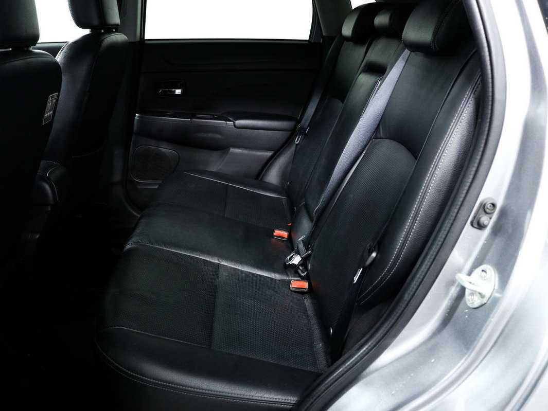 Купить Mitsubishi ASX с пробегом. Фото: #11