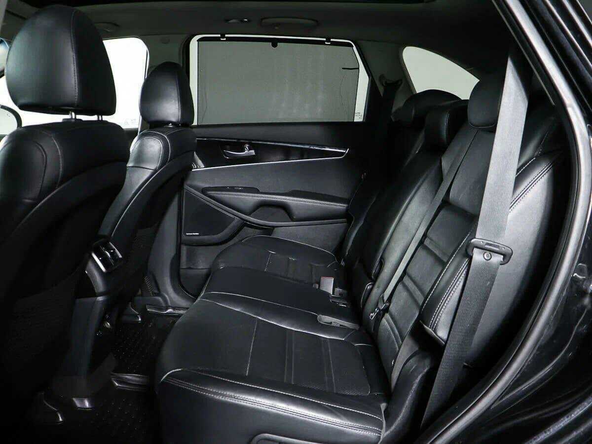 Купить Kia Sorento с пробегом. Фото: #13