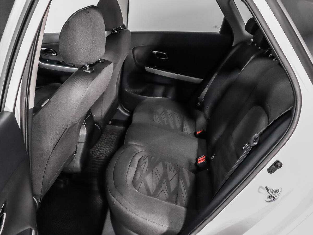 Купить Kia Ceed с пробегом. Фото: #9