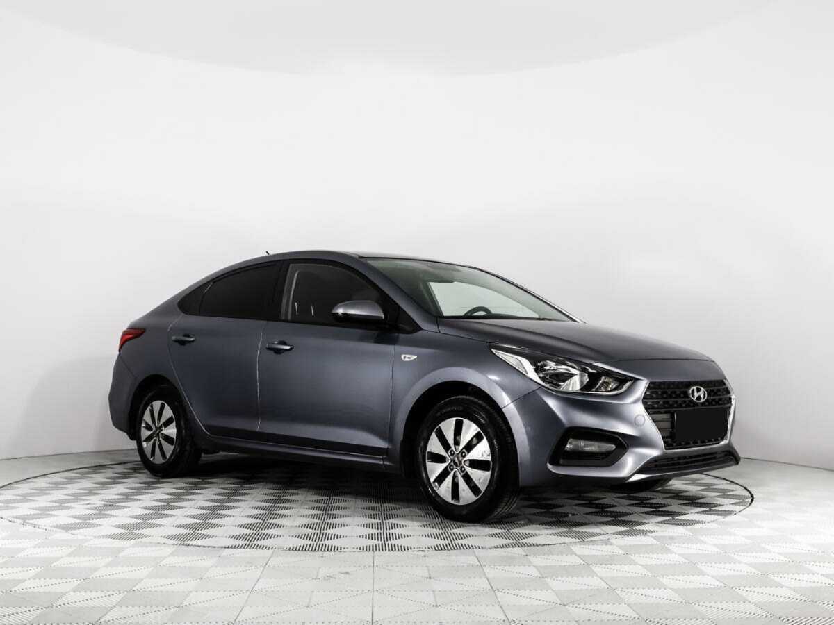 Купить Hyundai Solaris с пробегом. Фото: #2