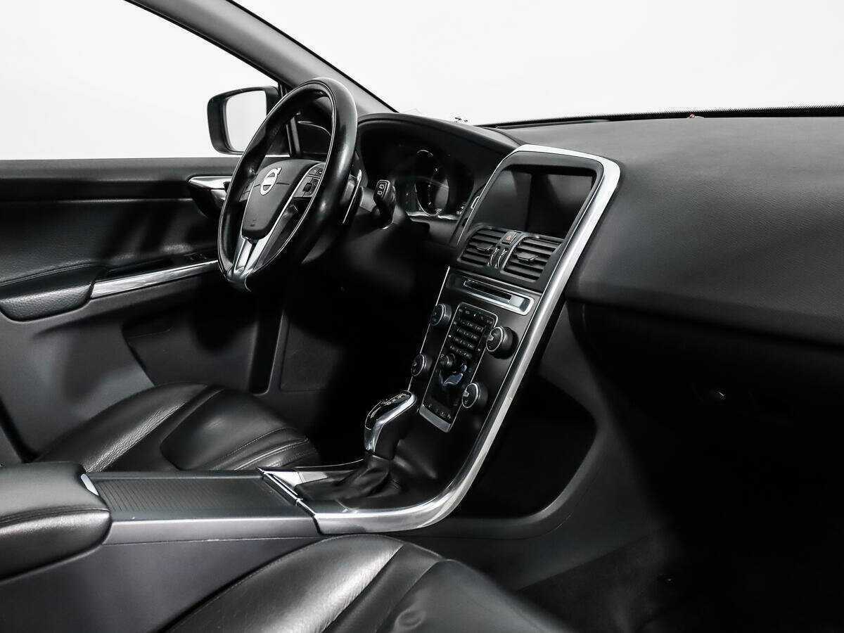Купить Volvo XC60 с пробегом. Фото: #13