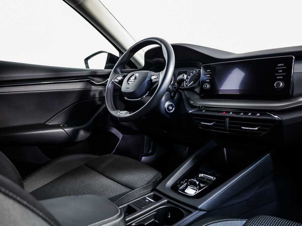 Купить Skoda Octavia с пробегом. Фото: #7