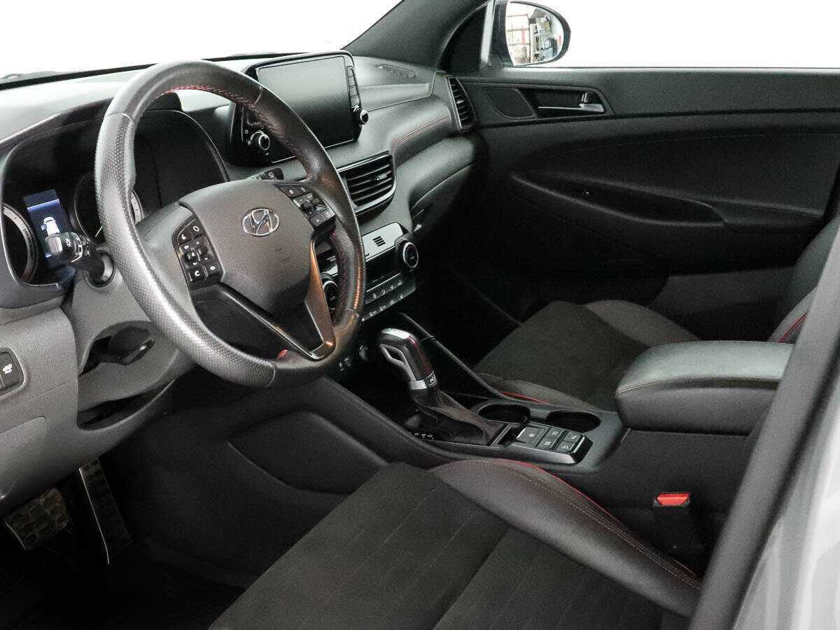 Купить Hyundai Tucson с пробегом. Фото: #10