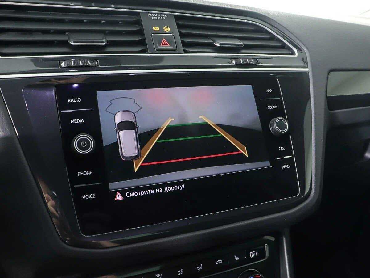 Купить Volkswagen Tiguan с пробегом. Фото: #15