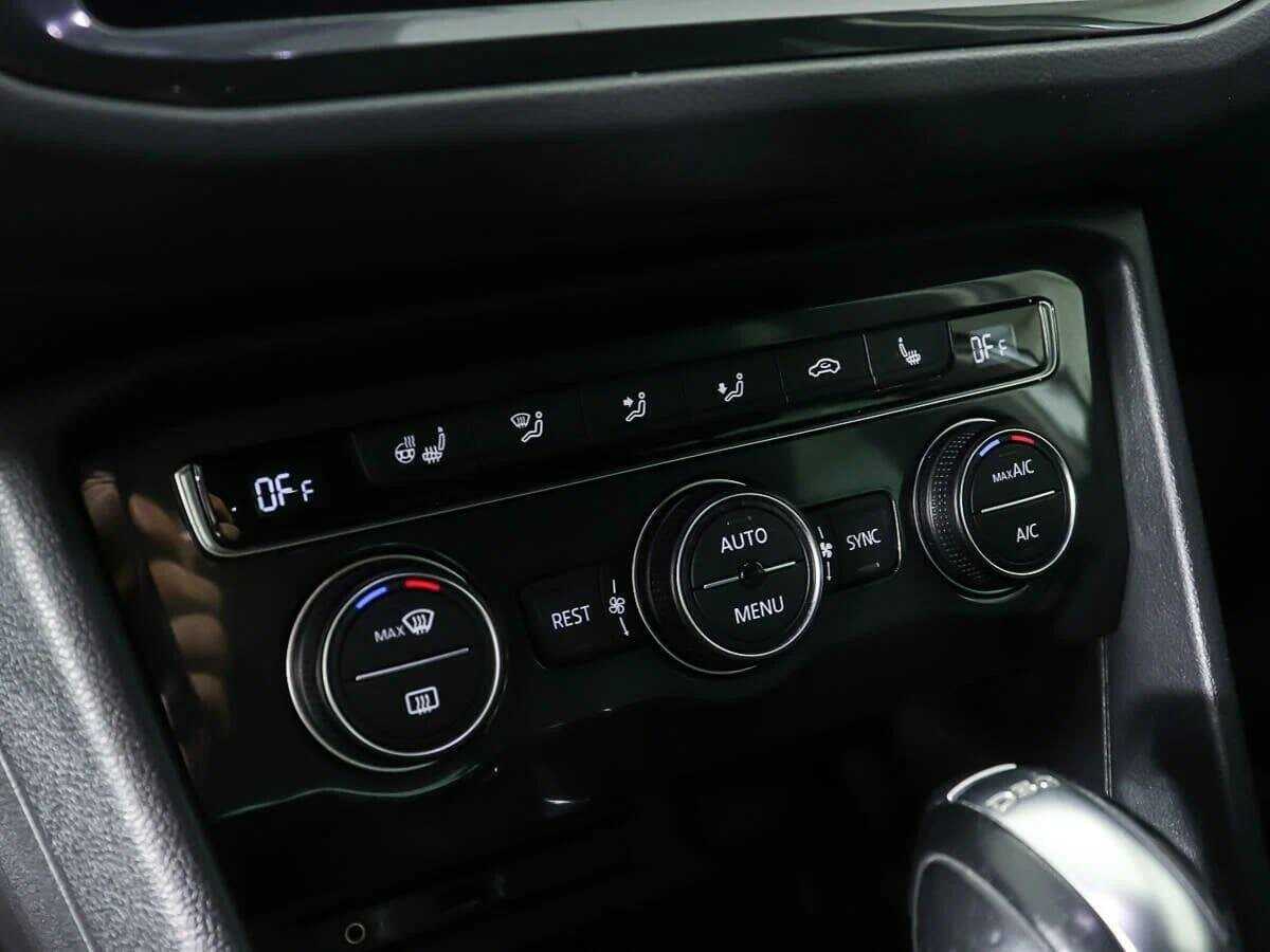 Купить Volkswagen Tiguan с пробегом. Фото: #16