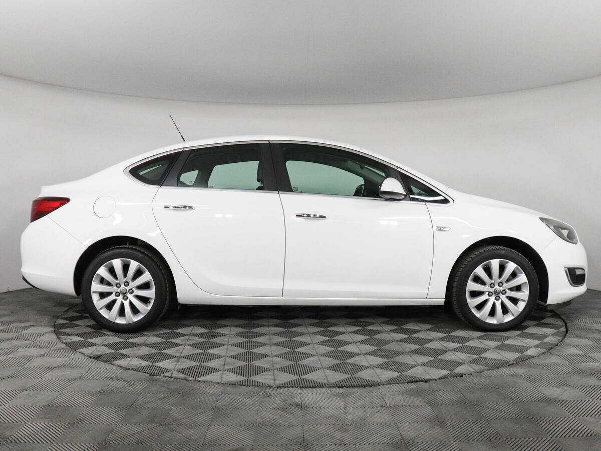 Купить Opel Astra с пробегом. Фото: #3