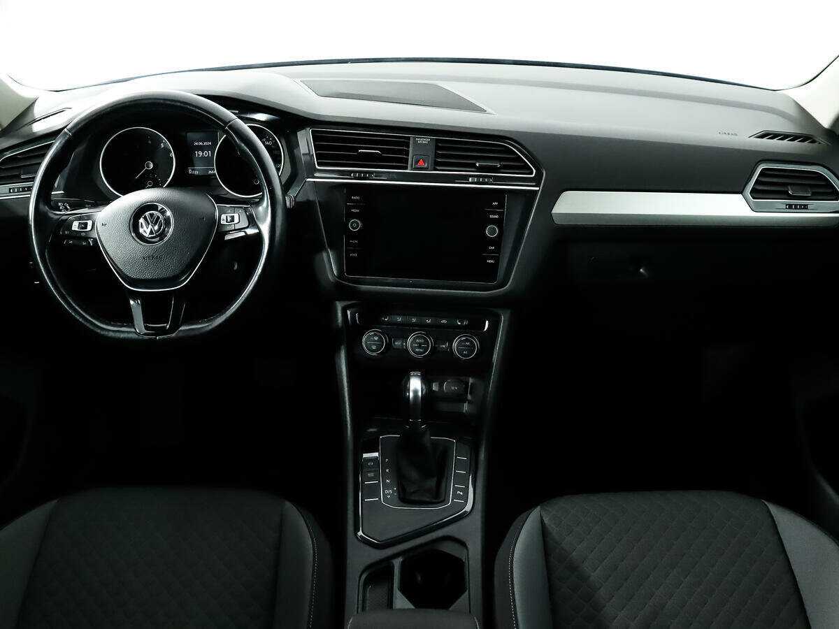 Купить Volkswagen Tiguan с пробегом. Фото: #11