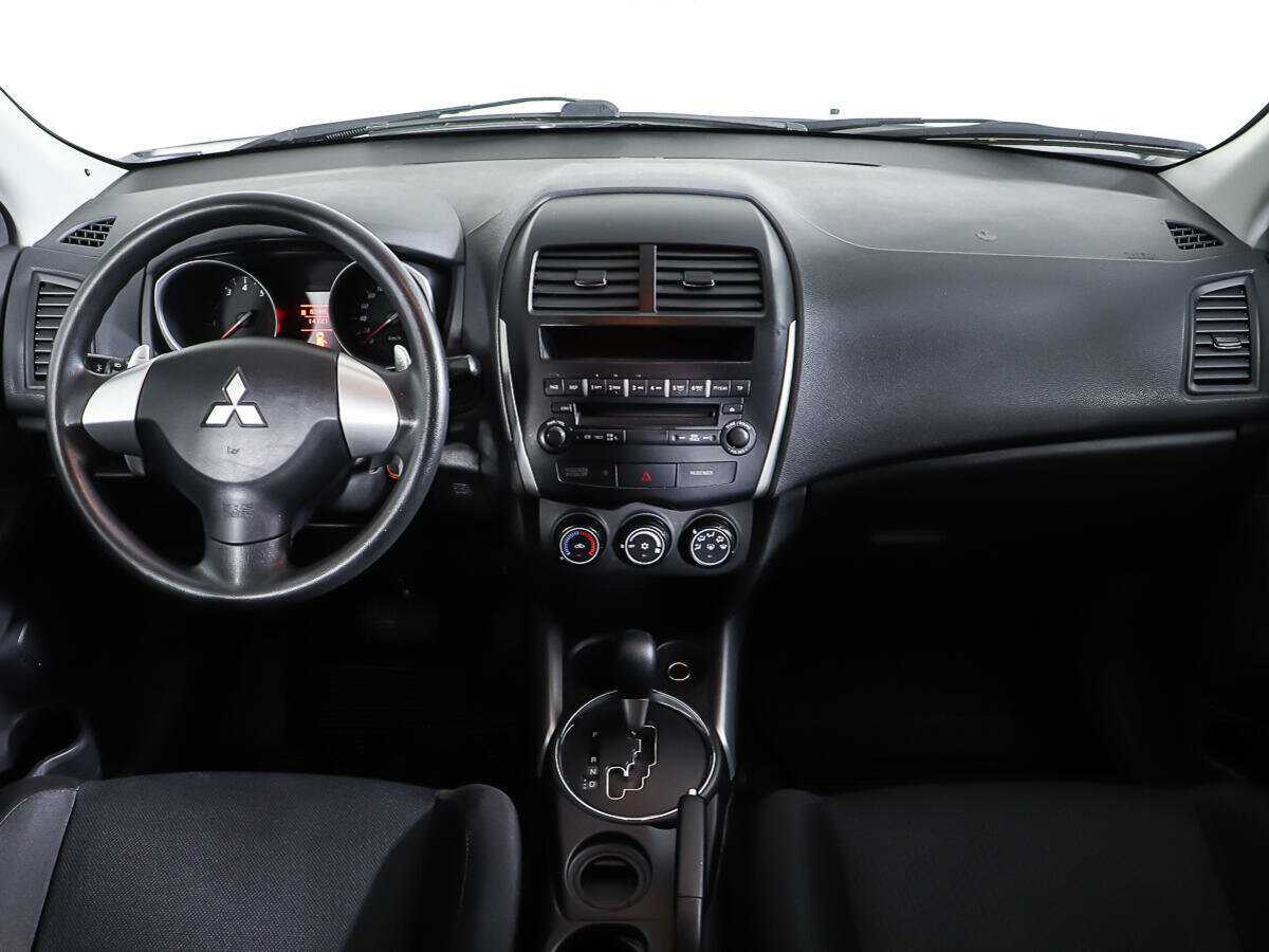 Купить Mitsubishi ASX с пробегом. Фото: #10