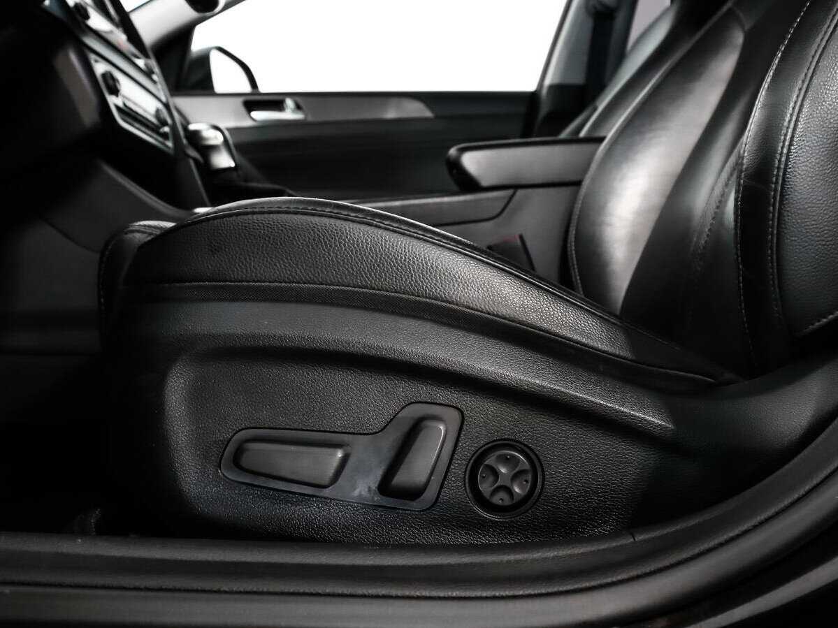 Купить Hyundai Sonata с пробегом. Фото: #9