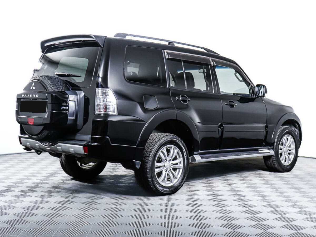 Купить Mitsubishi Pajero с пробегом. Фото: #3