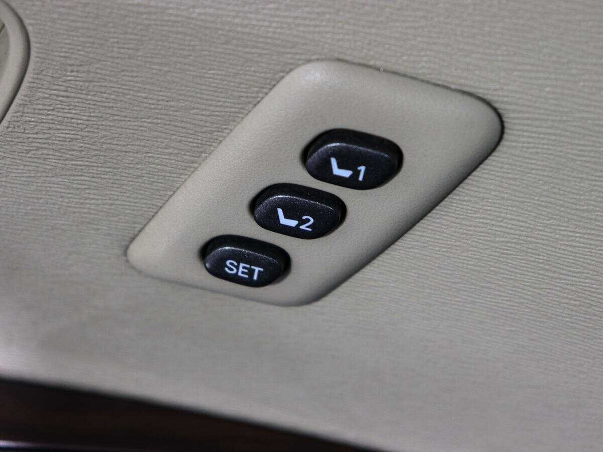 Купить Toyota Venza с пробегом. Фото: #16