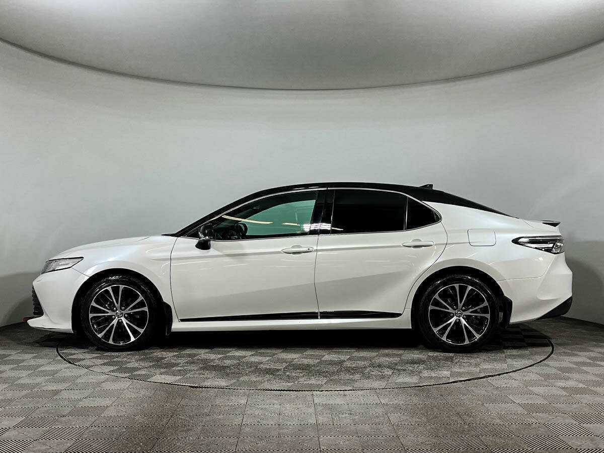 Купить Toyota Camry с пробегом. Фото: #7