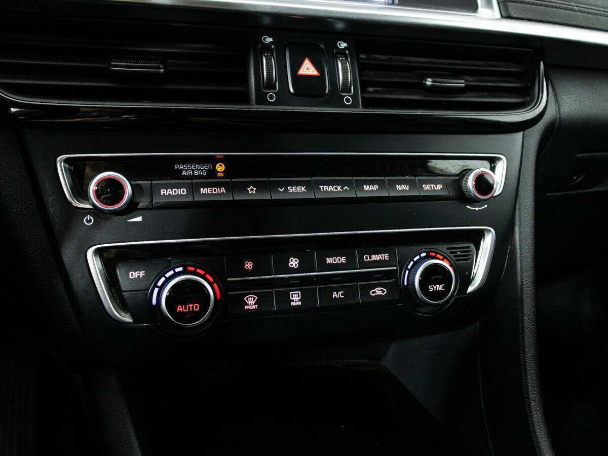 Купить Kia Optima с пробегом. Фото: #16