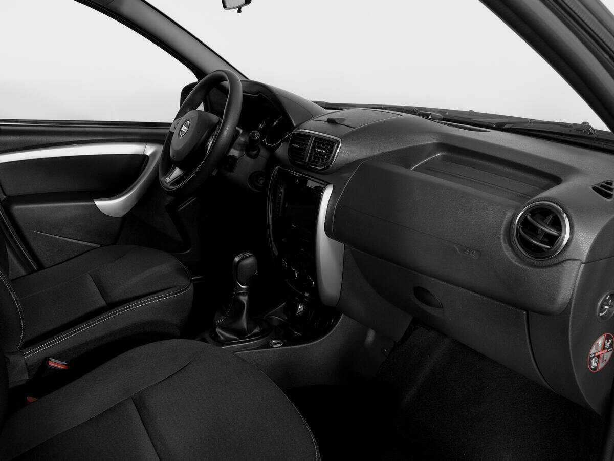 Купить Nissan Terrano с пробегом. Фото: #8