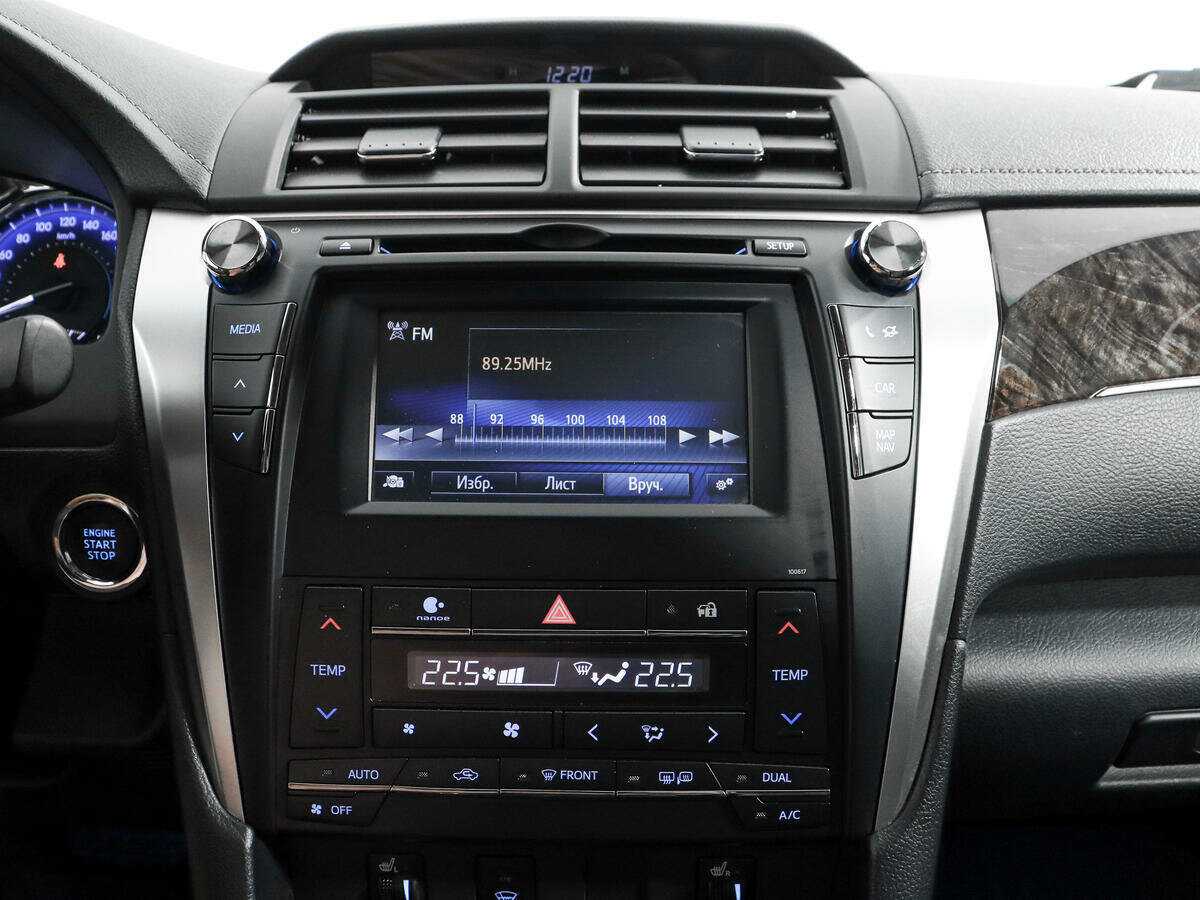 Купить Toyota Camry с пробегом. Фото: #14