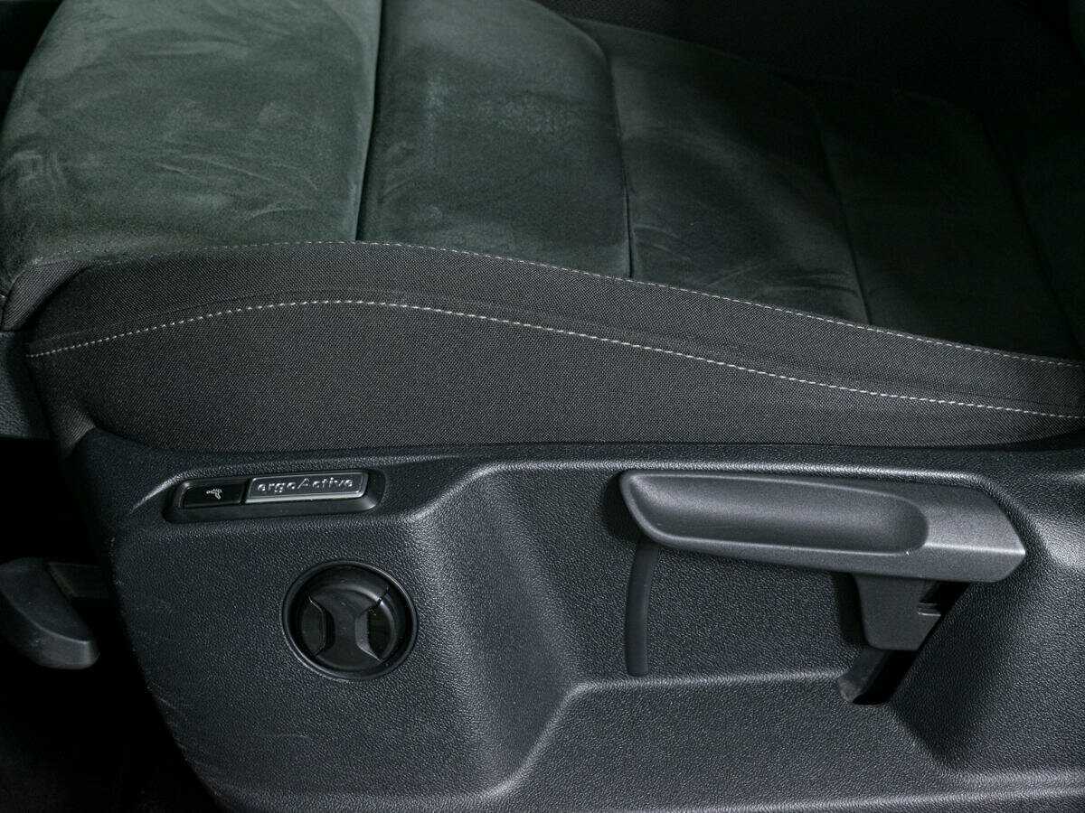 Купить Volkswagen Tiguan с пробегом. Фото: #18