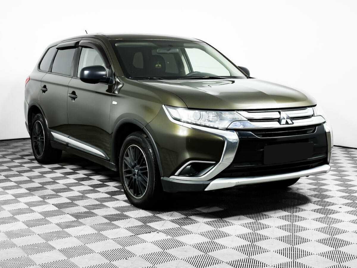 Купить Mitsubishi Outlander с пробегом. Фото: #2