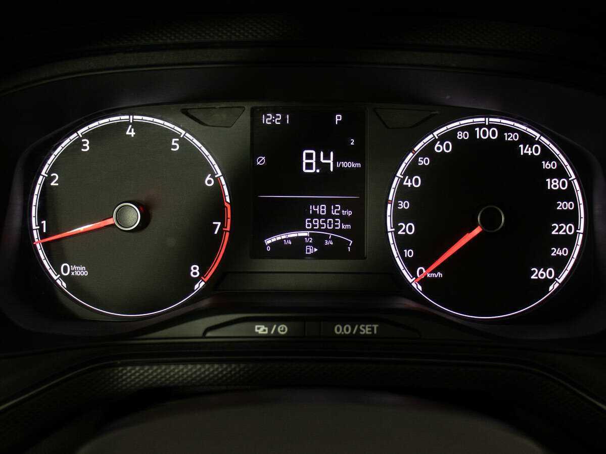 Купить Volkswagen Polo с пробегом. Фото: #11