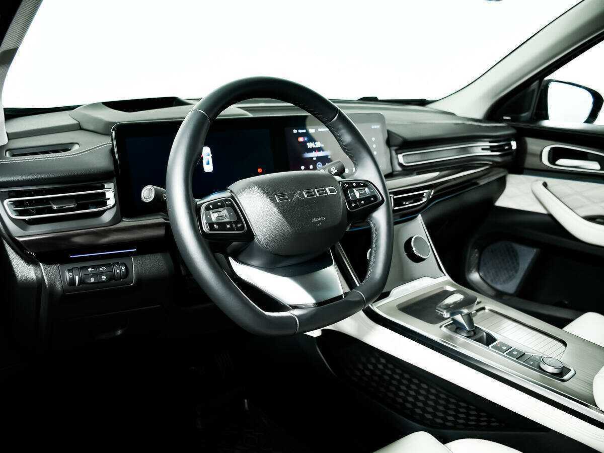 Купить EXEED VX с пробегом. Фото: #11