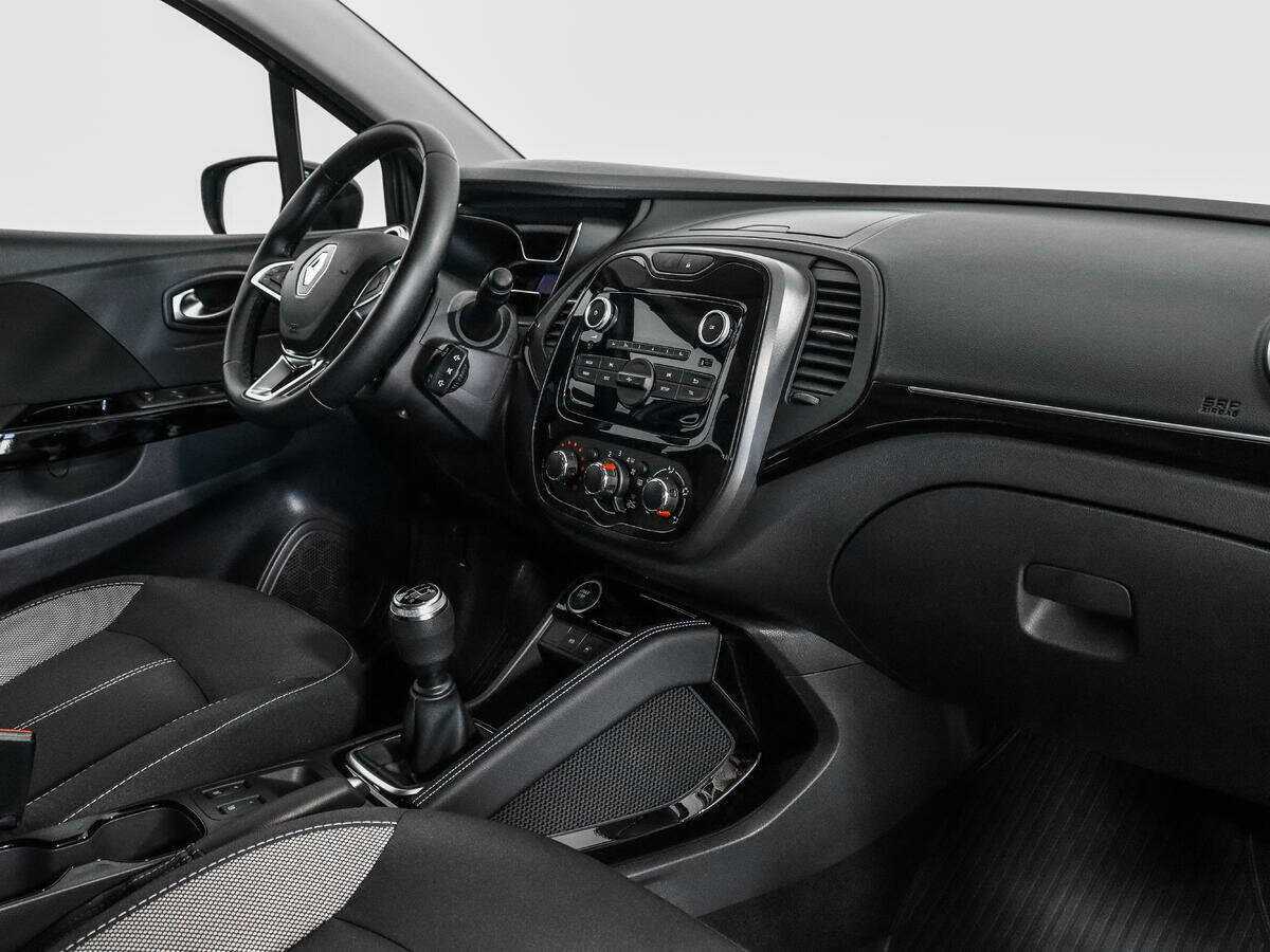 Купить Renault Kaptur с пробегом. Фото: #10