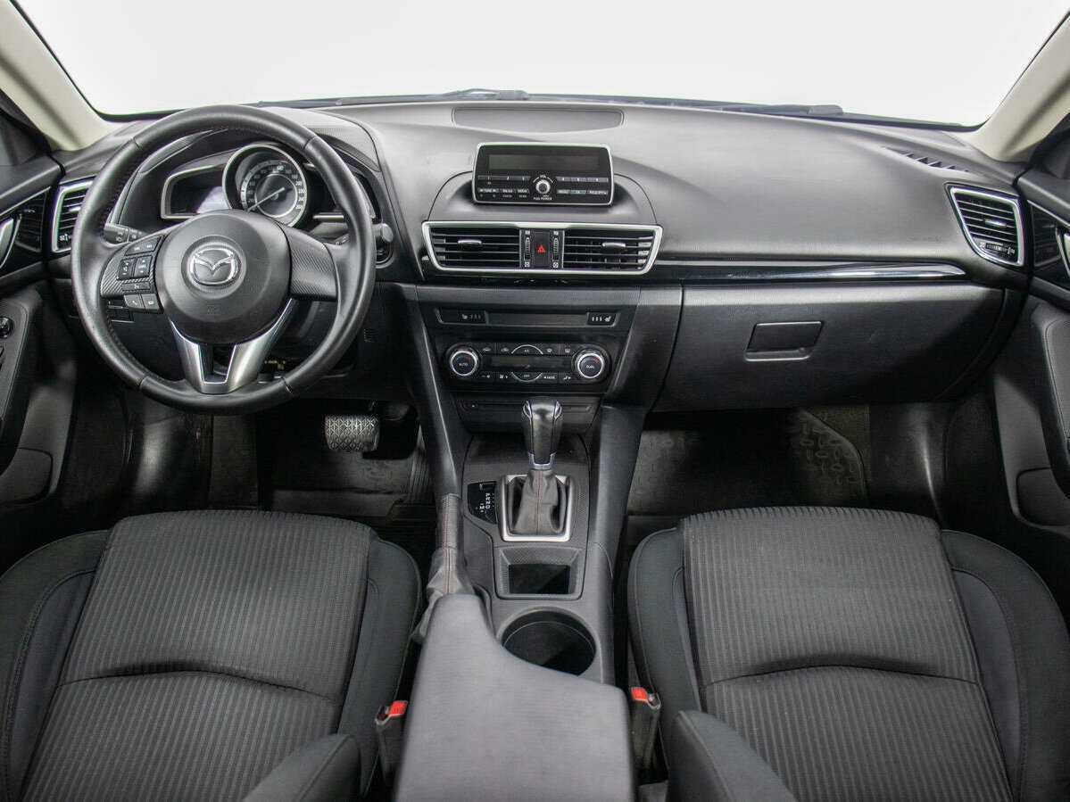 Купить Mazda 3 с пробегом. Фото: #12
