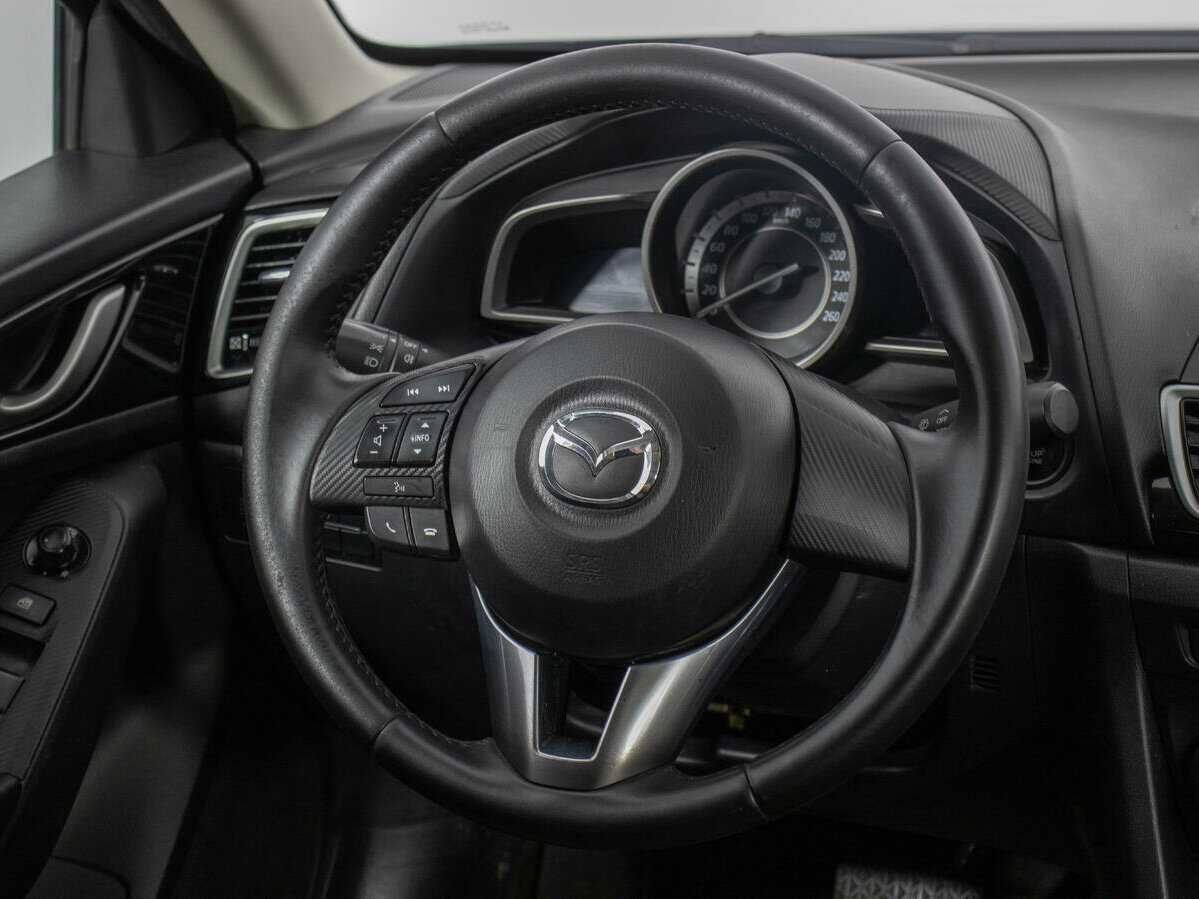 Купить Mazda 3 с пробегом. Фото: #14