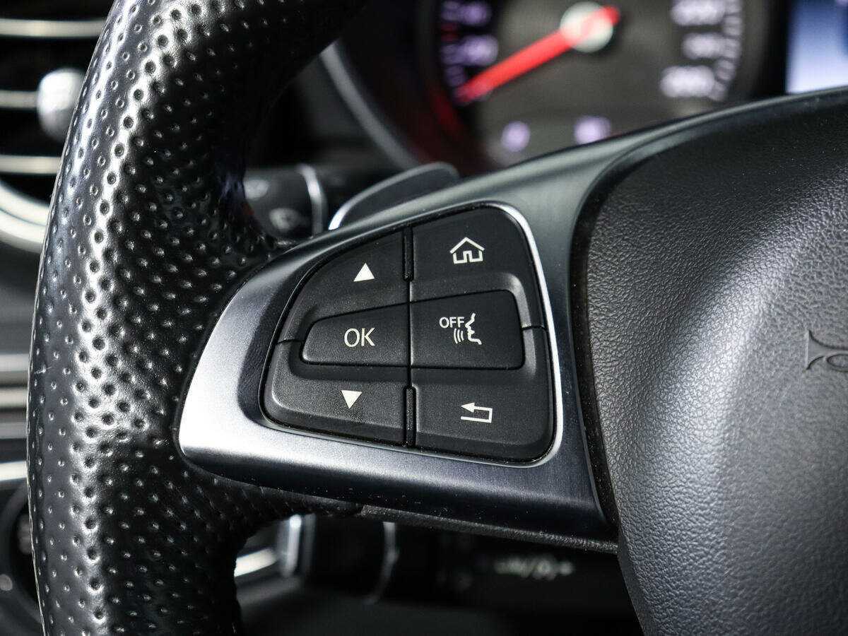 Купить Mercedes-Benz C-Класс с пробегом. Фото: #11