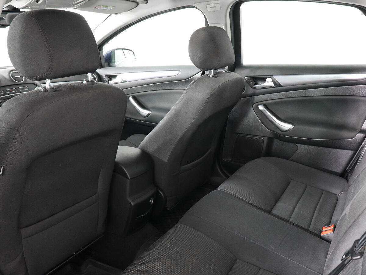 Купить Ford Mondeo с пробегом. Фото: #7