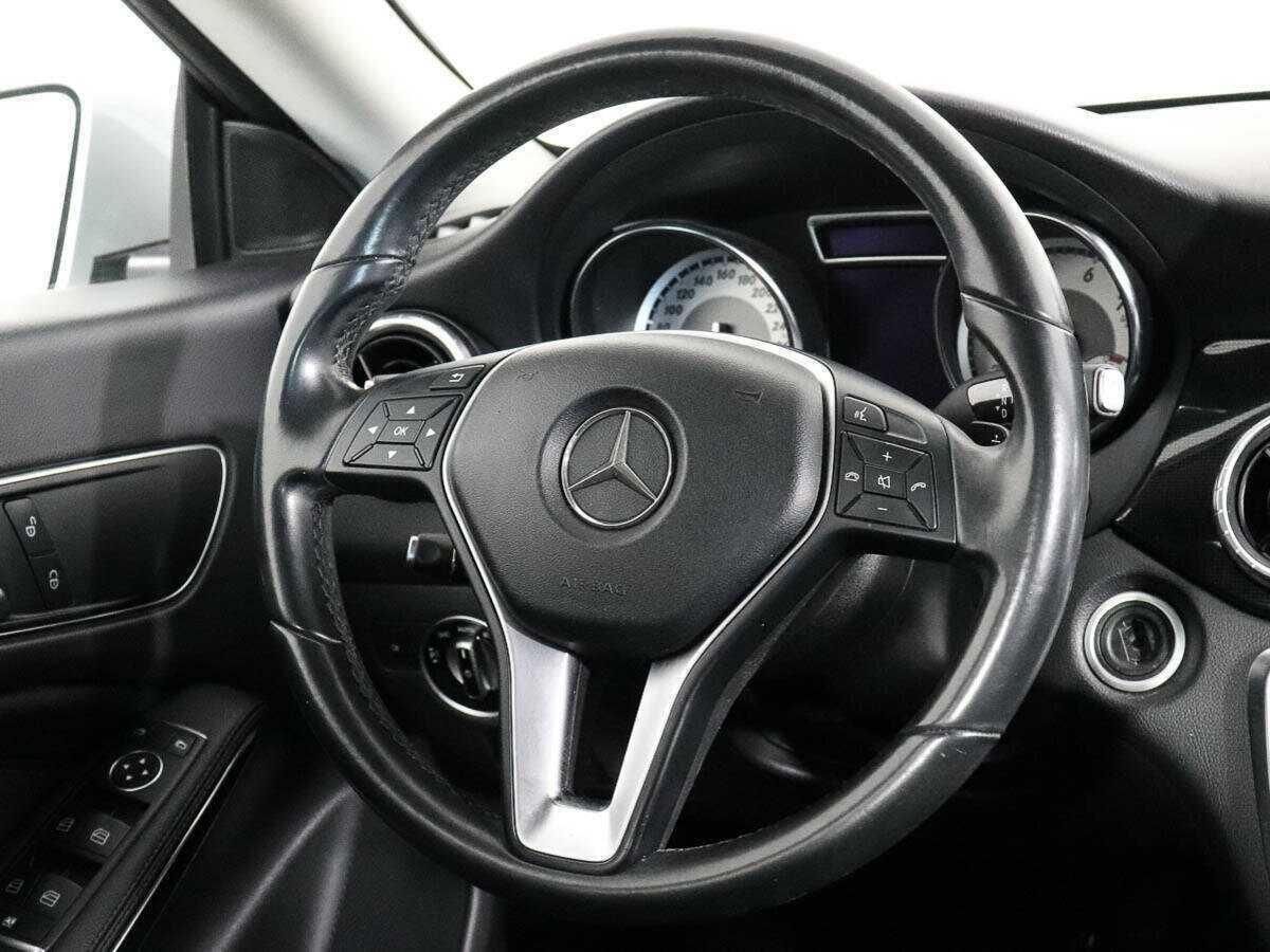 Купить Mercedes-Benz CLA с пробегом. Фото: #12