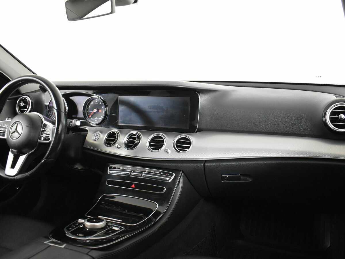 Купить Mercedes-Benz E-Класс с пробегом. Фото: #12