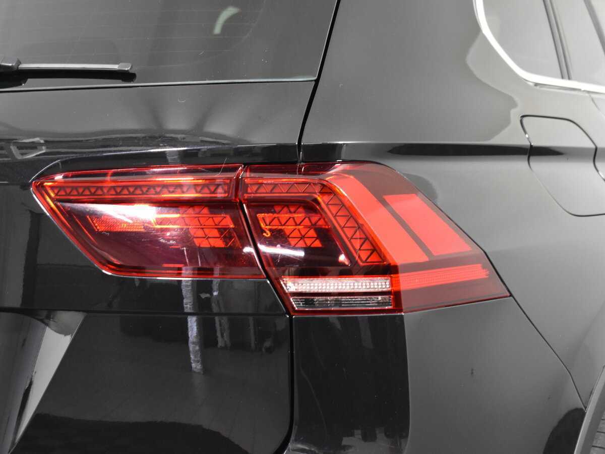 Купить Volkswagen Tiguan с пробегом. Фото: #7