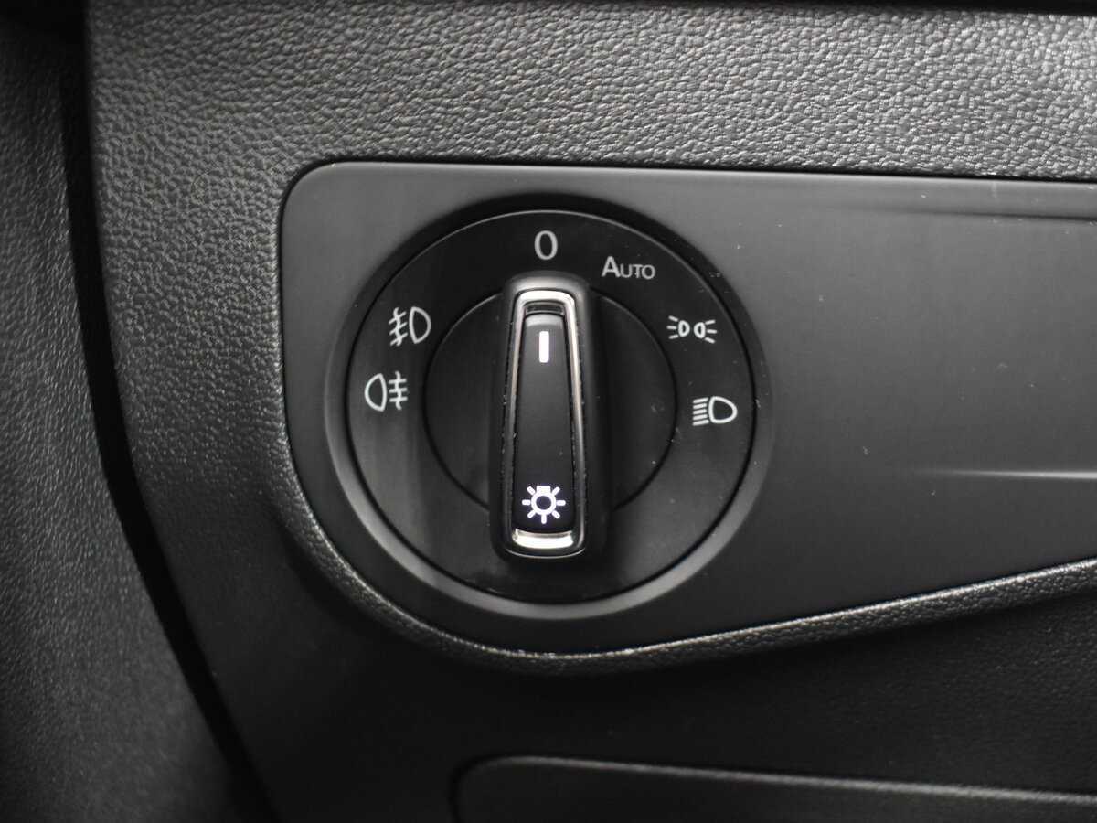 Купить Volkswagen Tiguan с пробегом. Фото: #21