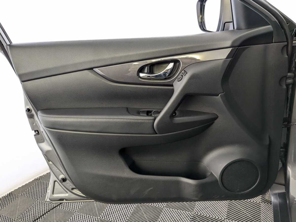 Купить Nissan X-Trail с пробегом. Фото: #9