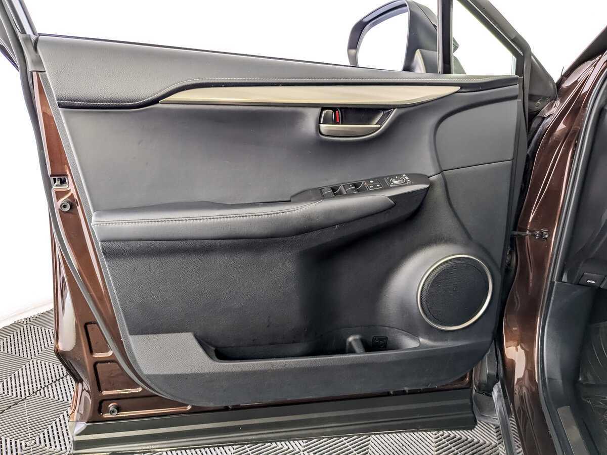 Купить Lexus NX с пробегом. Фото: #14