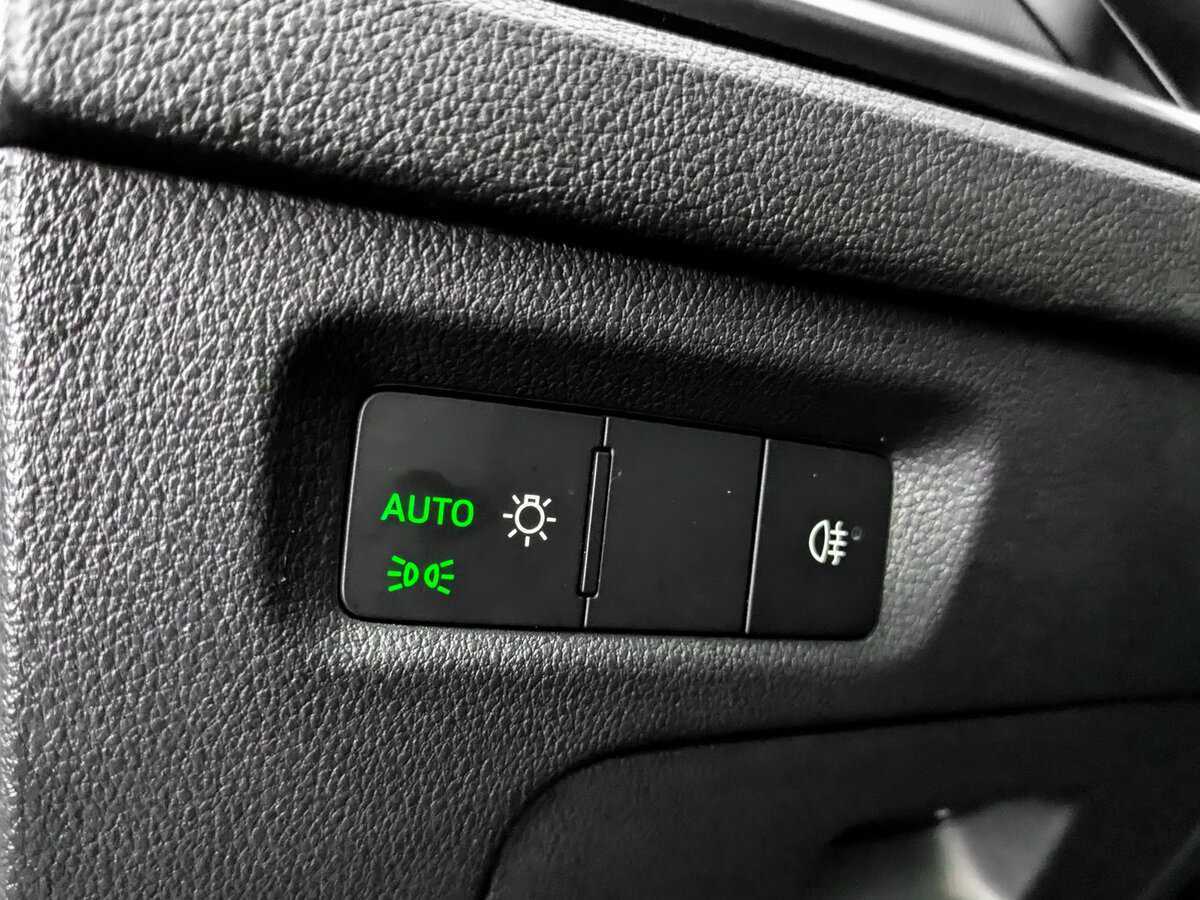 Купить Skoda Octavia с пробегом. Фото: #22