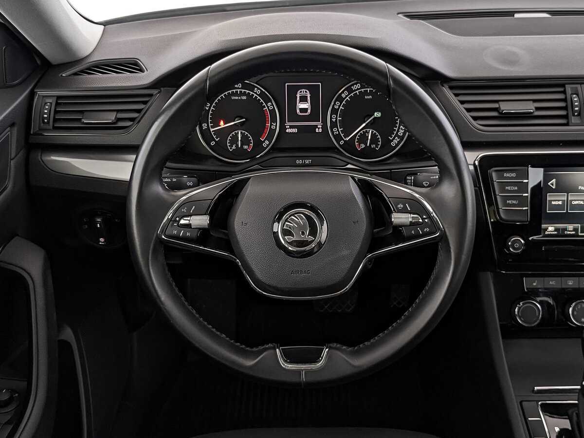 Купить Skoda Superb с пробегом. Фото: #17