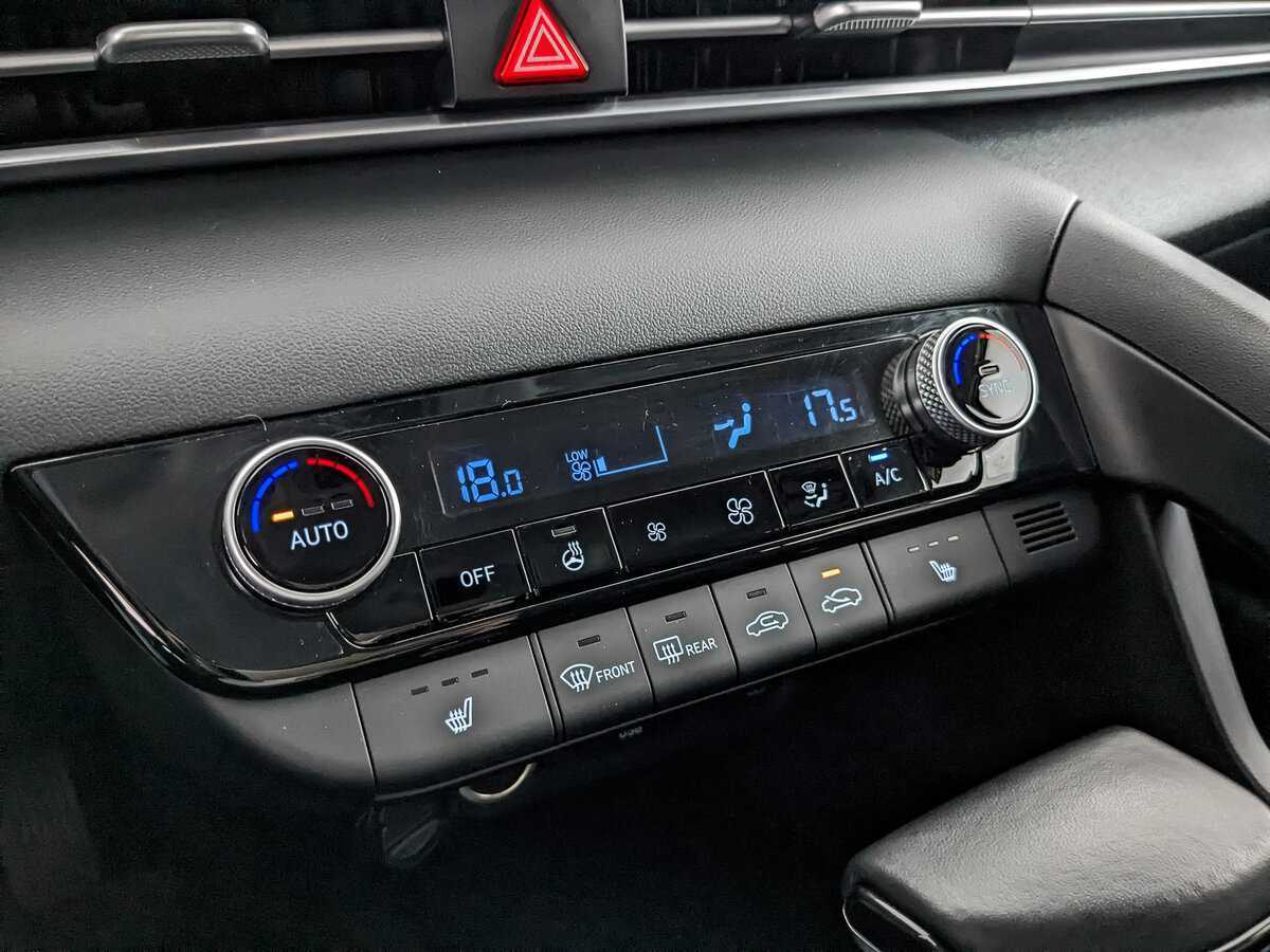 Купить Hyundai Elantra с пробегом. Фото: #16