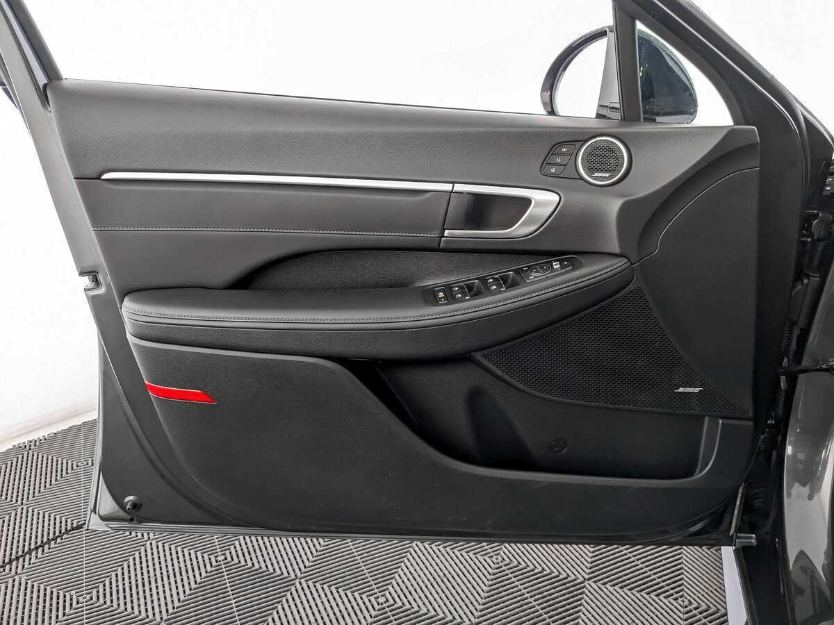 Купить Hyundai Sonata с пробегом. Фото: #14