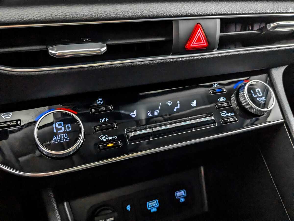 Купить Hyundai Sonata с пробегом. Фото: #21