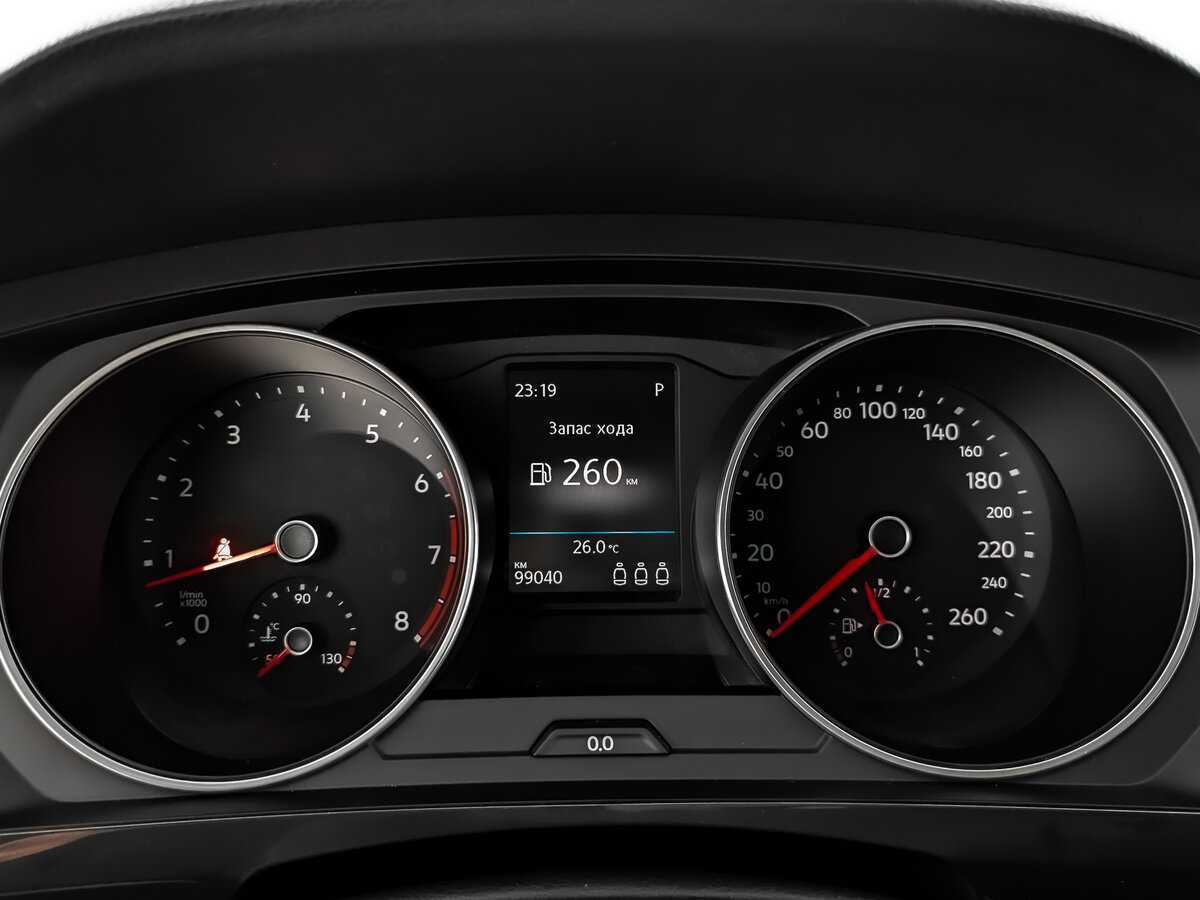 Купить Volkswagen Tiguan с пробегом. Фото: #11